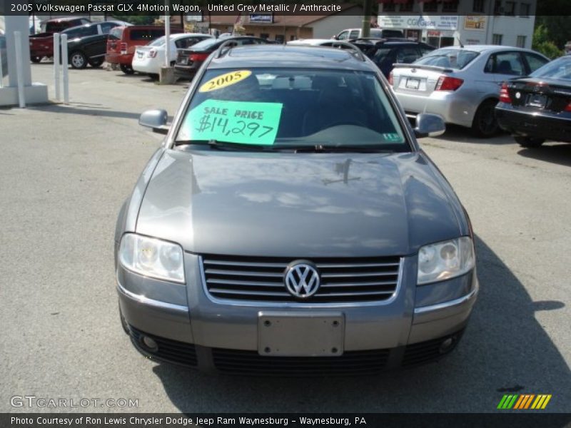 United Grey Metallic / Anthracite 2005 Volkswagen Passat GLX 4Motion Wagon