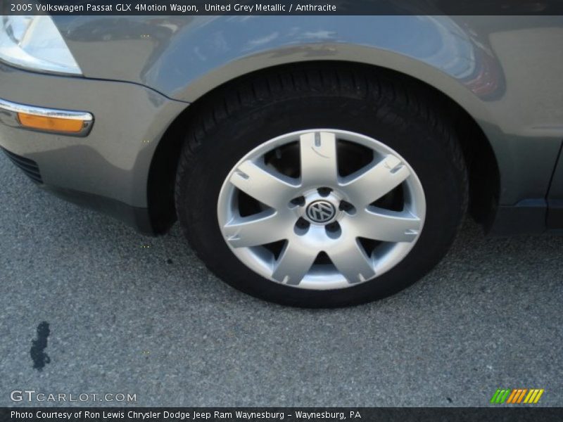 United Grey Metallic / Anthracite 2005 Volkswagen Passat GLX 4Motion Wagon