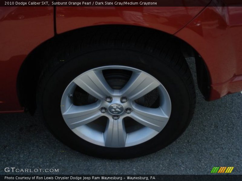 Sunburst Orange Pearl / Dark Slate Gray/Medium Graystone 2010 Dodge Caliber SXT