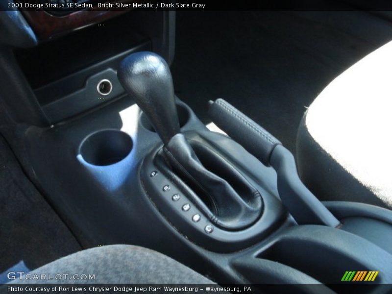 Bright Silver Metallic / Dark Slate Gray 2001 Dodge Stratus SE Sedan