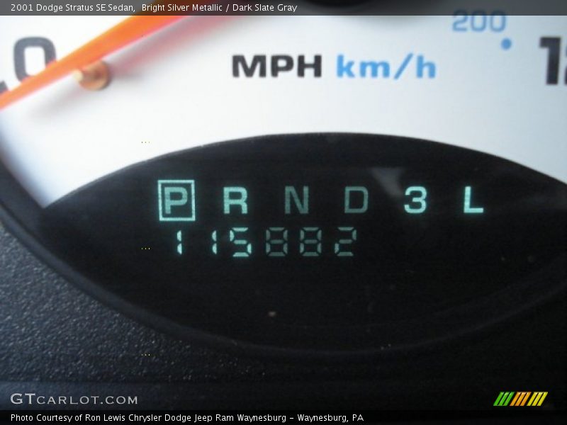 Bright Silver Metallic / Dark Slate Gray 2001 Dodge Stratus SE Sedan