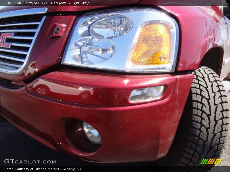 Red Jewel / Light Gray 2007 GMC Envoy SLT 4x4
