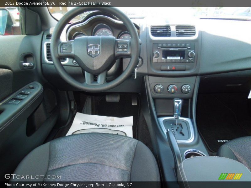 Redline 2-Coat Pearl / Black 2013 Dodge Avenger SE V6