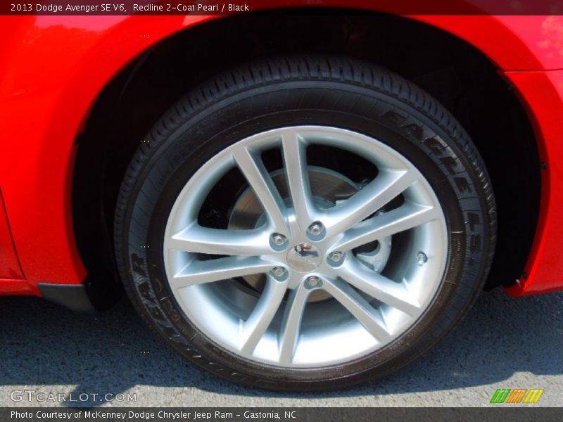 Redline 2-Coat Pearl / Black 2013 Dodge Avenger SE V6