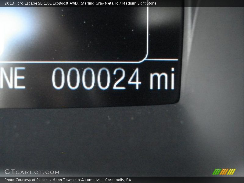 Sterling Gray Metallic / Medium Light Stone 2013 Ford Escape SE 1.6L EcoBoost 4WD