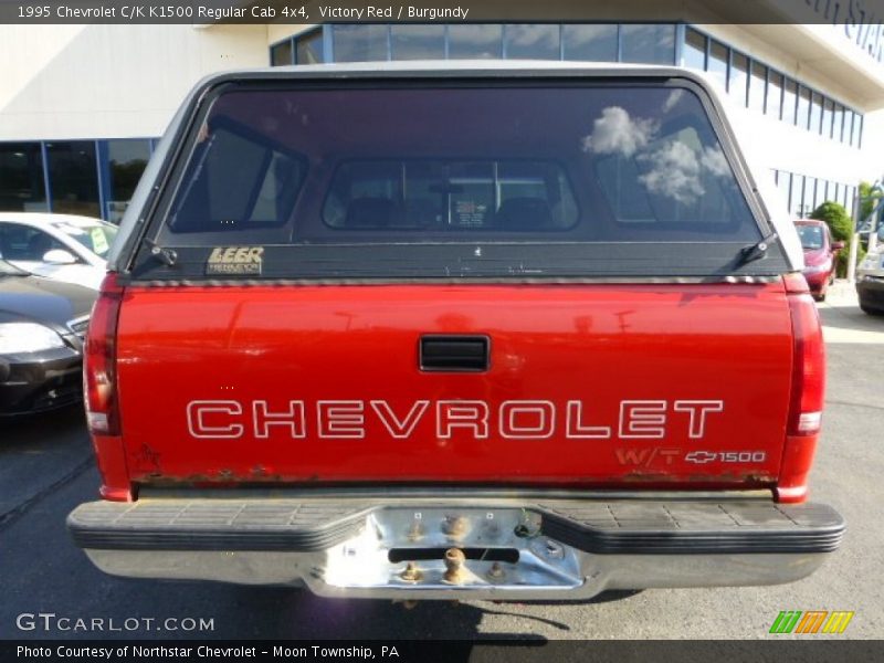 Victory Red / Burgundy 1995 Chevrolet C/K K1500 Regular Cab 4x4