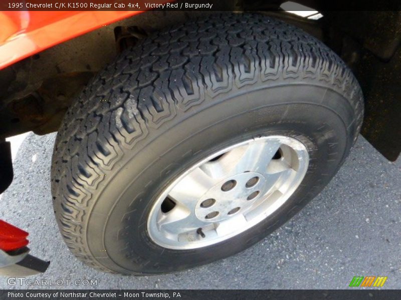 Victory Red / Burgundy 1995 Chevrolet C/K K1500 Regular Cab 4x4