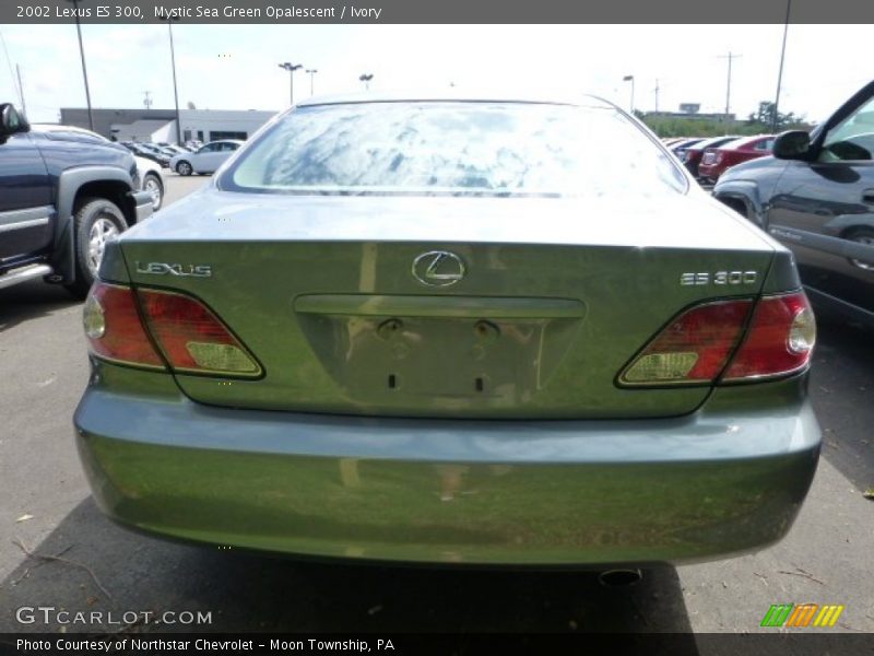Mystic Sea Green Opalescent / Ivory 2002 Lexus ES 300