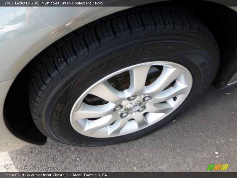 Mystic Sea Green Opalescent / Ivory 2002 Lexus ES 300