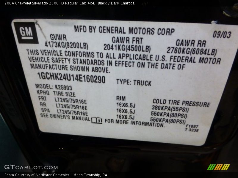 Black / Dark Charcoal 2004 Chevrolet Silverado 2500HD Regular Cab 4x4