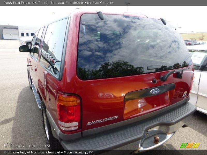 Toreador Red Metallic / Medium Graphite 2000 Ford Explorer XLT 4x4