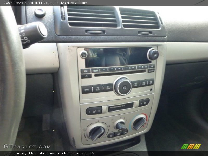 Controls of 2007 Cobalt LT Coupe