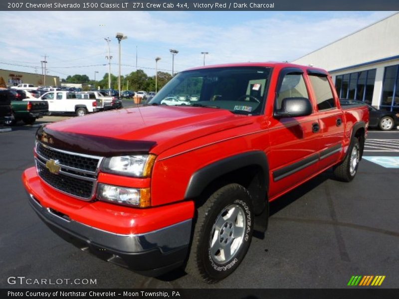 Front 3/4 View of 2007 Silverado 1500 Classic LT  Z71 Crew Cab 4x4