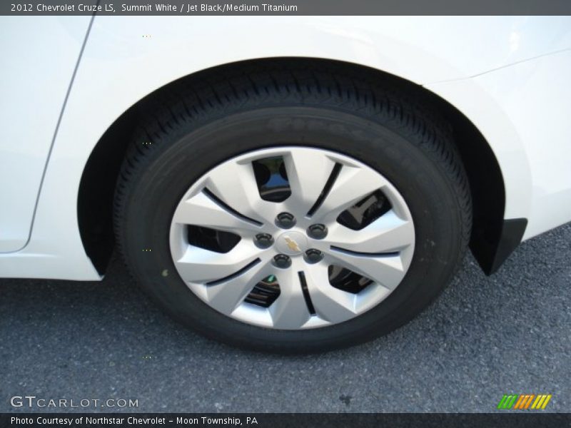 Summit White / Jet Black/Medium Titanium 2012 Chevrolet Cruze LS