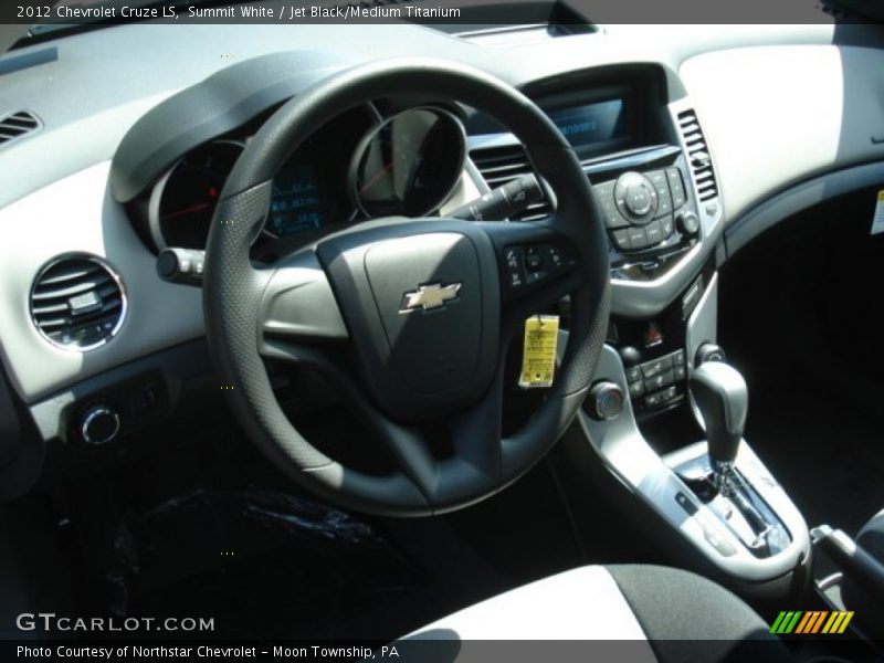 Summit White / Jet Black/Medium Titanium 2012 Chevrolet Cruze LS
