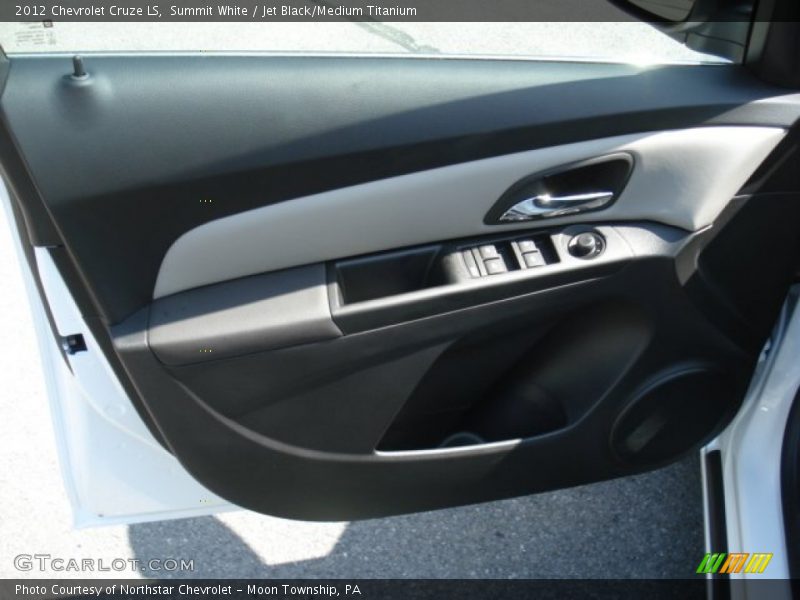 Summit White / Jet Black/Medium Titanium 2012 Chevrolet Cruze LS