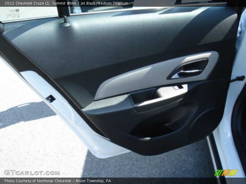Summit White / Jet Black/Medium Titanium 2012 Chevrolet Cruze LS