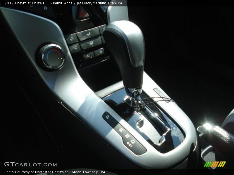 Summit White / Jet Black/Medium Titanium 2012 Chevrolet Cruze LS