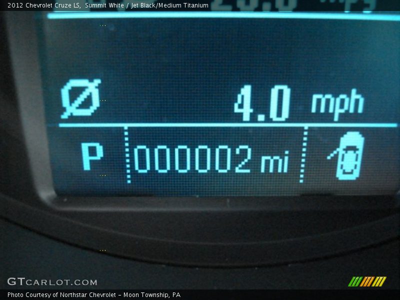 Summit White / Jet Black/Medium Titanium 2012 Chevrolet Cruze LS