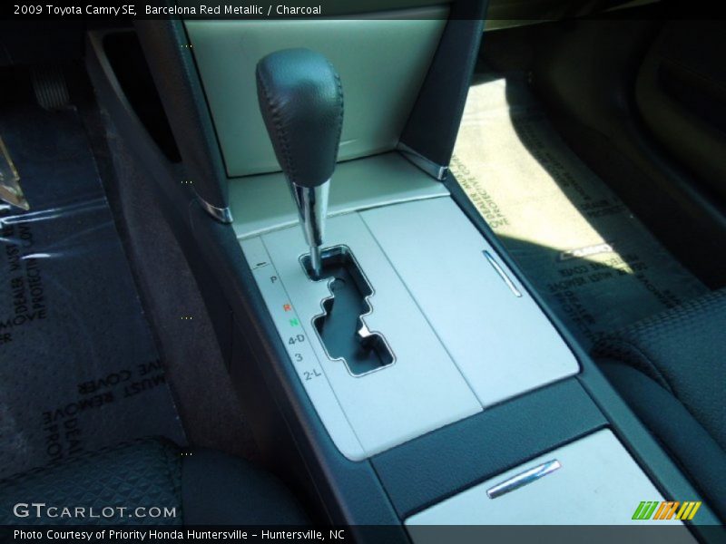 Barcelona Red Metallic / Charcoal 2009 Toyota Camry SE
