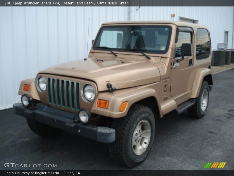 Front 3/4 View of 2000 Wrangler Sahara 4x4