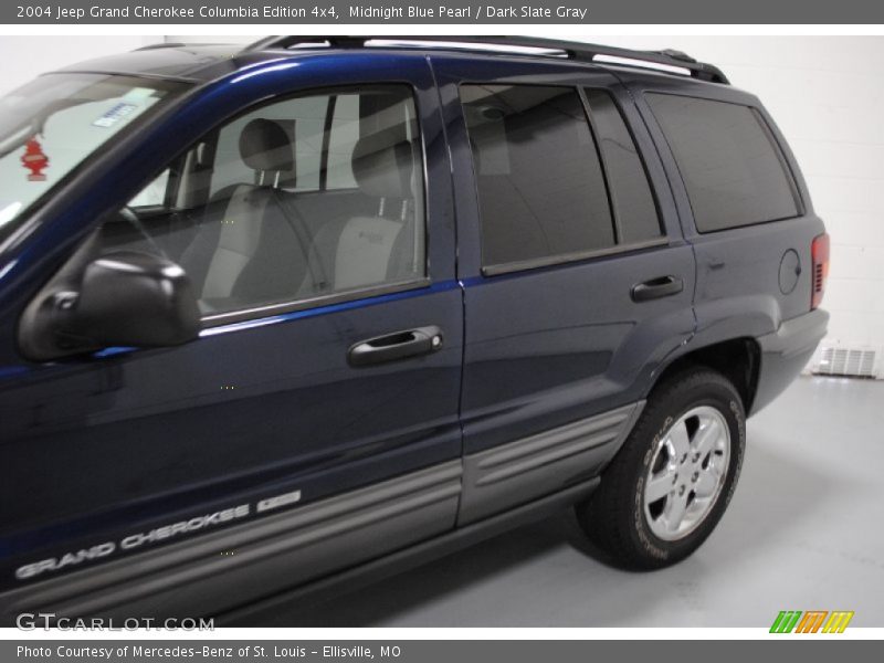 Midnight Blue Pearl / Dark Slate Gray 2004 Jeep Grand Cherokee Columbia Edition 4x4