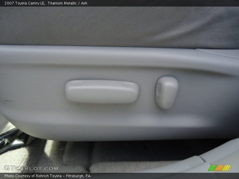 Titanium Metallic / Ash 2007 Toyota Camry LE