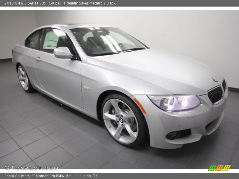 Front 3/4 View of 2013 3 Series 335i Coupe