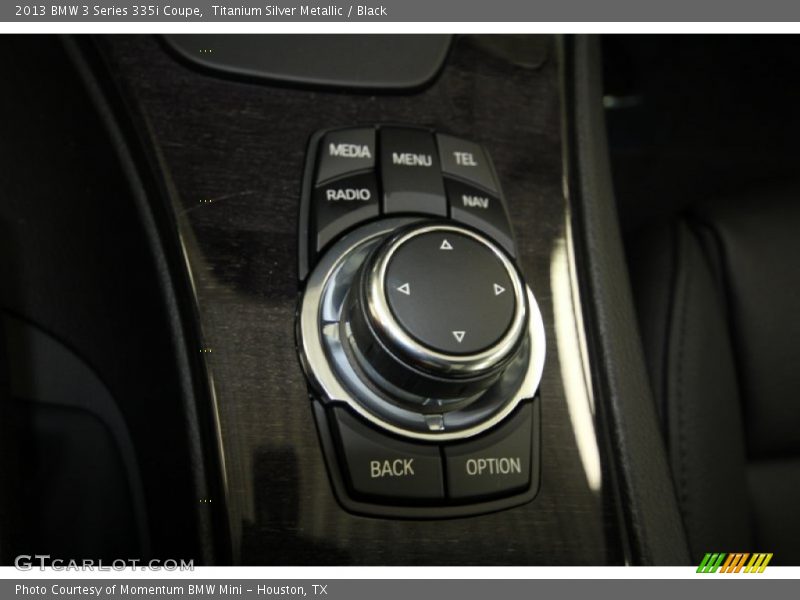 Controls of 2013 3 Series 335i Coupe