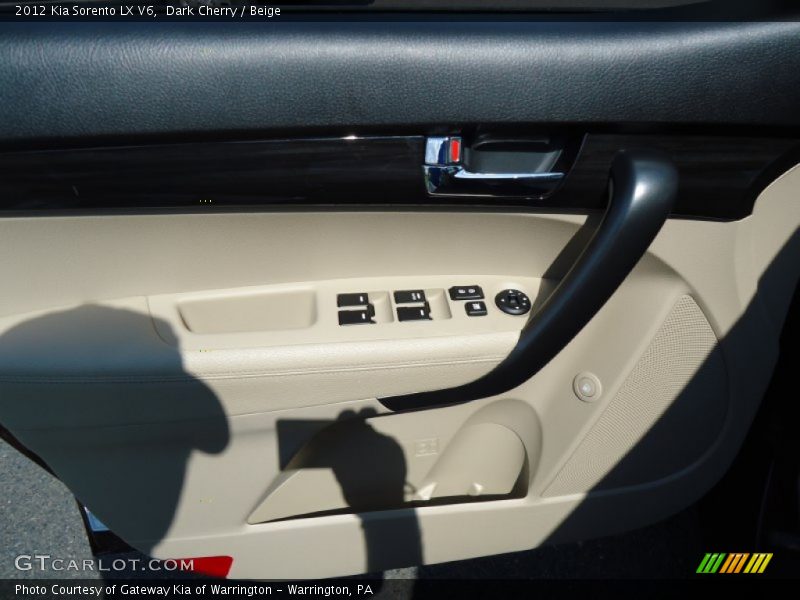 Dark Cherry / Beige 2012 Kia Sorento LX V6