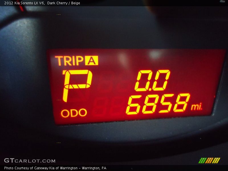 Dark Cherry / Beige 2012 Kia Sorento LX V6