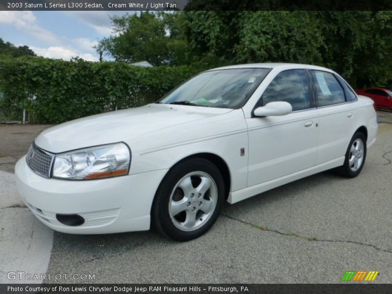 Cream White / Light Tan 2003 Saturn L Series L300 Sedan