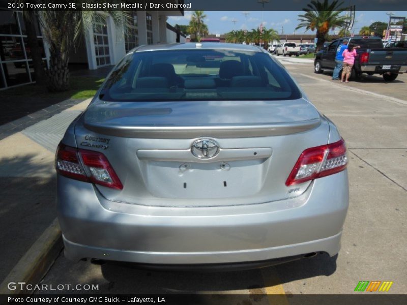 Classic Silver Metallic / Dark Charcoal 2010 Toyota Camry SE