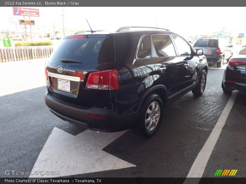 Ebony Black / Gray 2013 Kia Sorento LX