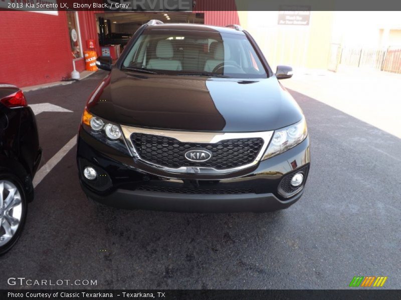 Ebony Black / Gray 2013 Kia Sorento LX