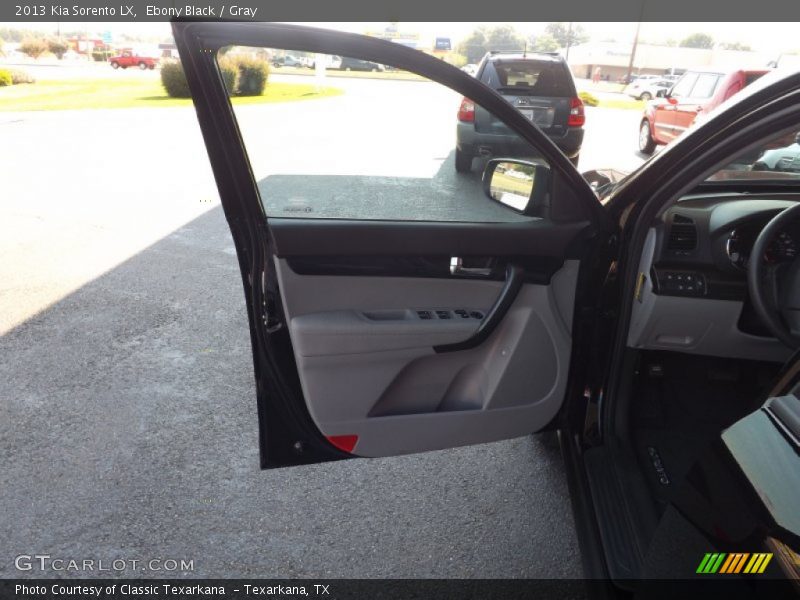 Ebony Black / Gray 2013 Kia Sorento LX