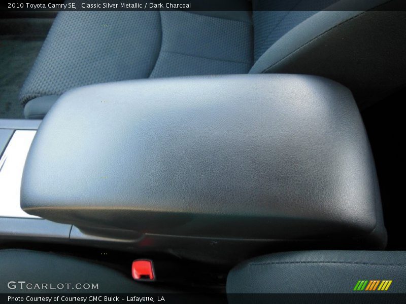 Classic Silver Metallic / Dark Charcoal 2010 Toyota Camry SE