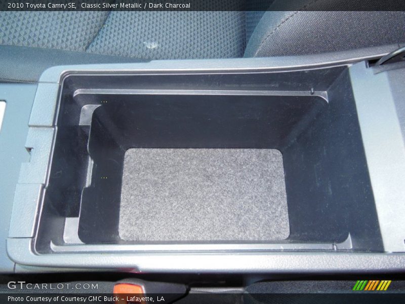Classic Silver Metallic / Dark Charcoal 2010 Toyota Camry SE