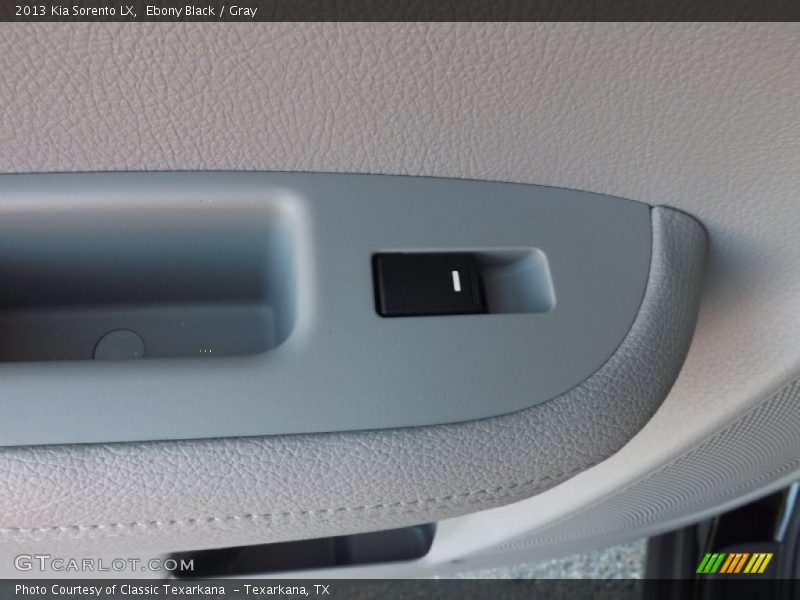 Ebony Black / Gray 2013 Kia Sorento LX