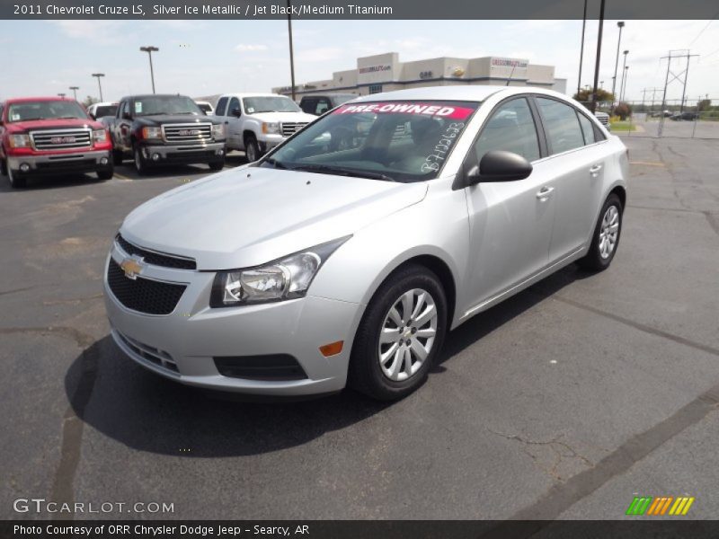 Silver Ice Metallic / Jet Black/Medium Titanium 2011 Chevrolet Cruze LS