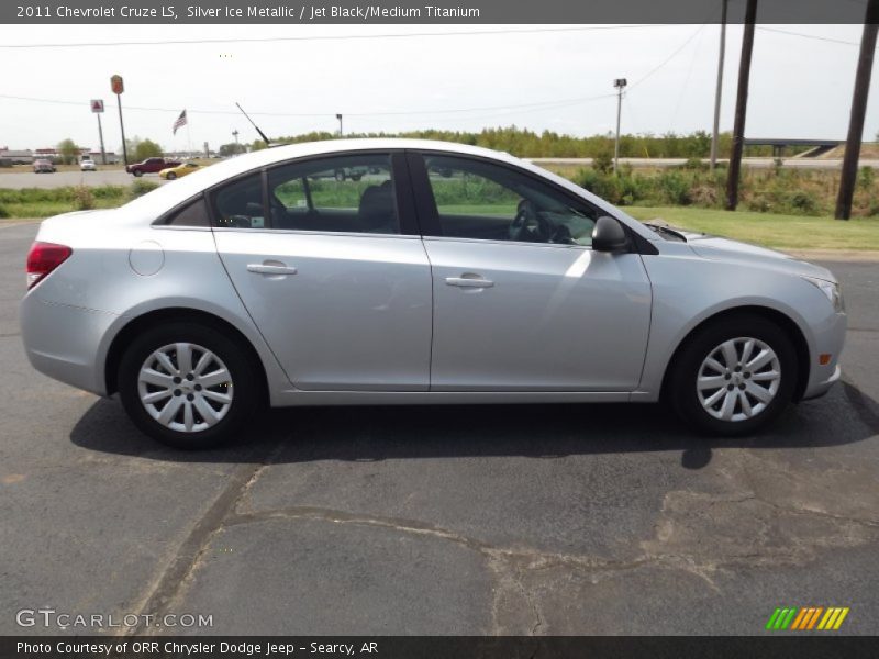 Silver Ice Metallic / Jet Black/Medium Titanium 2011 Chevrolet Cruze LS