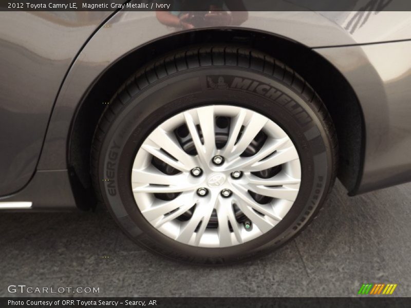Magnetic Gray Metallic / Ivory 2012 Toyota Camry LE