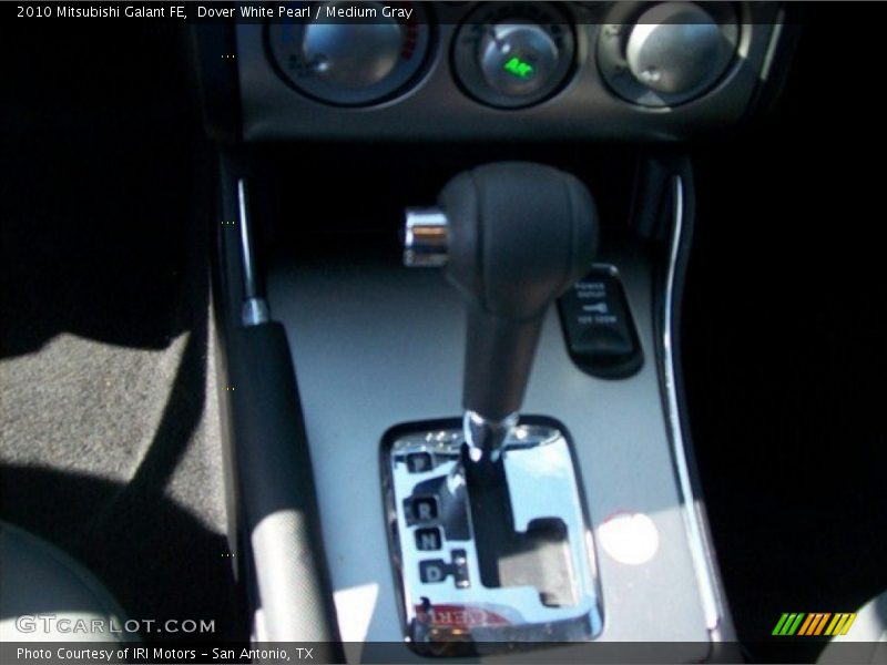 Dover White Pearl / Medium Gray 2010 Mitsubishi Galant FE