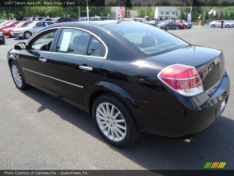 Black Onyx / Black 2007 Saturn Aura XR