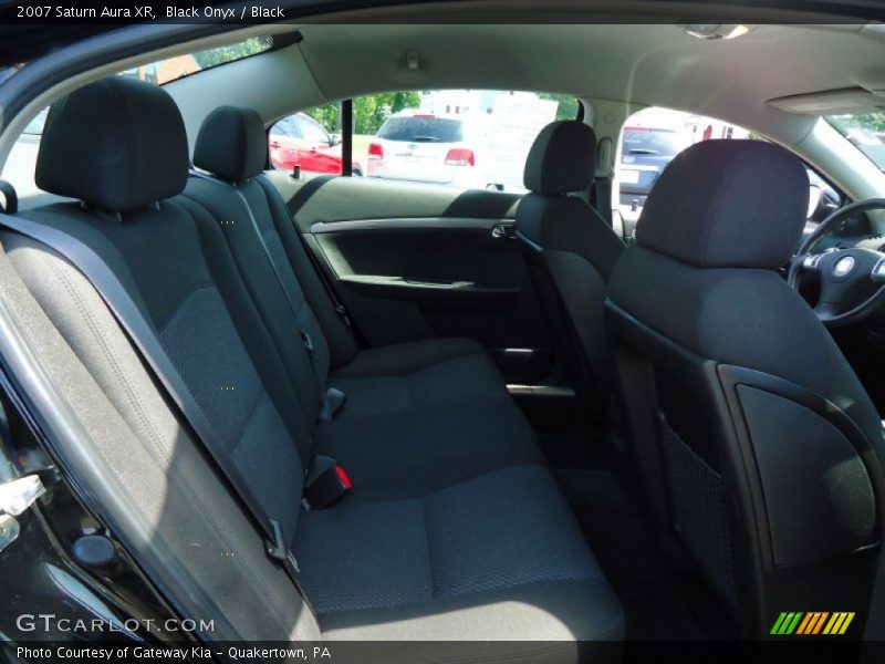 Black Onyx / Black 2007 Saturn Aura XR