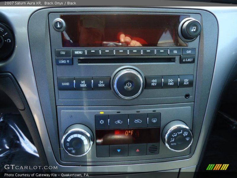 Black Onyx / Black 2007 Saturn Aura XR
