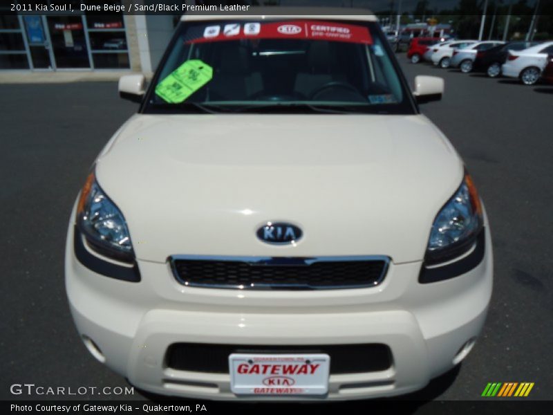 Dune Beige / Sand/Black Premium Leather 2011 Kia Soul !
