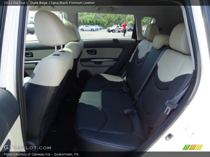 Dune Beige / Sand/Black Premium Leather 2011 Kia Soul !