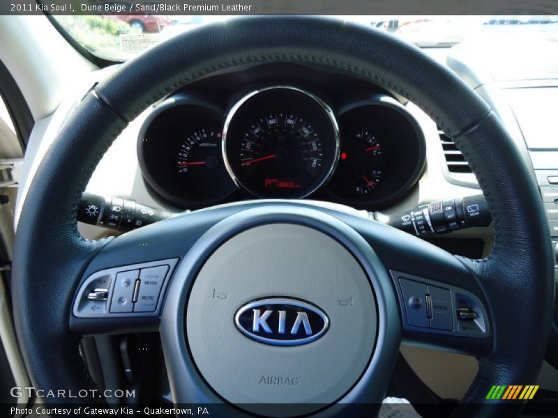 Dune Beige / Sand/Black Premium Leather 2011 Kia Soul !