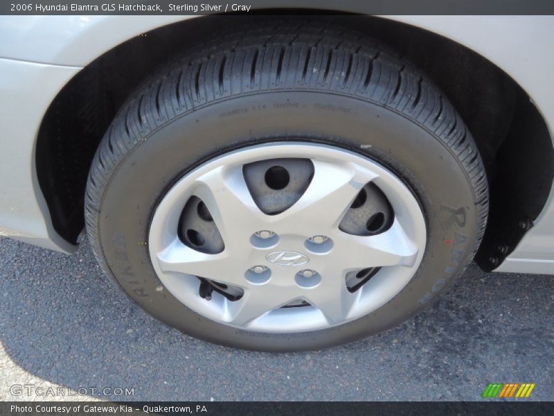 Sterling Silver / Gray 2006 Hyundai Elantra GLS Hatchback